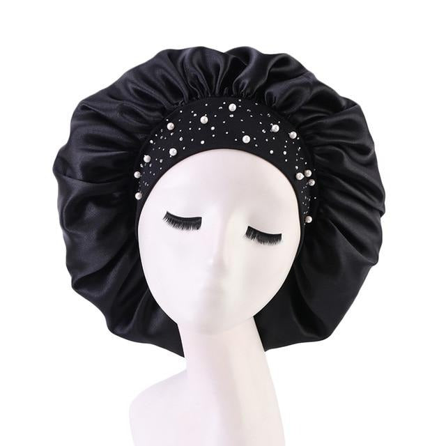Bonnet de nuit en satin noir